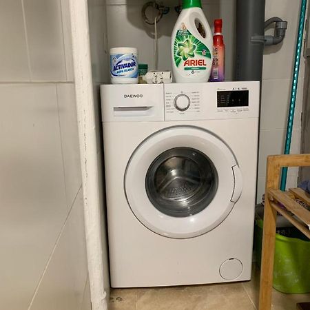 Habitacion En Piso Compartido Cerca A Ciudad De Las Artes Y Las Ciencias Valenza Esterno foto